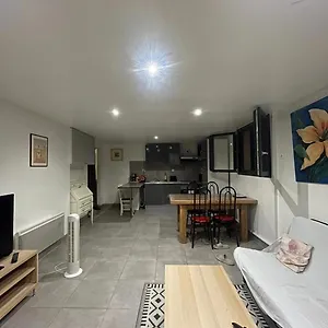 Jolie Grand T2 Appartement